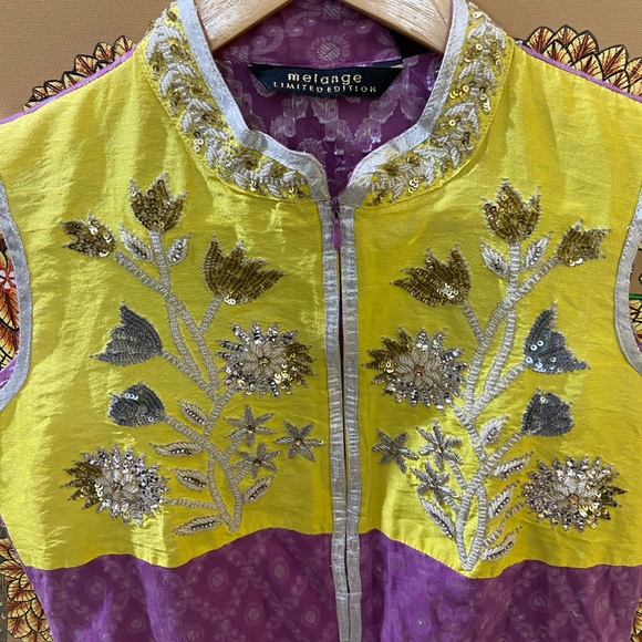 6️⃣5️⃣0️⃣ Limited Edition Melange Kurta. Size - M - Picture 5 of 9